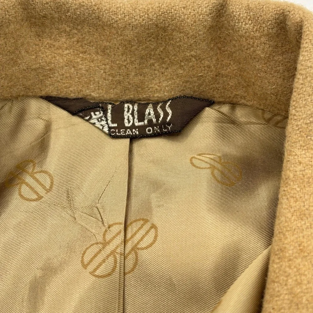Vintage Bill Blass Camel Hair Two Button Blazer Sportcoat Tan Crest Buttons 42R